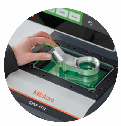 MITUTOYO - Compact Vision Measuring Machine SMART VISION SYSTEM QM-Fit ...